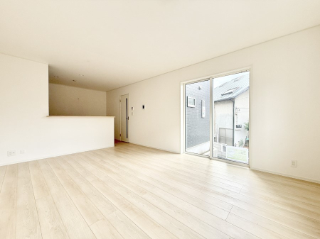 rO 났ƏΊ炪W܂AS܂郊rO