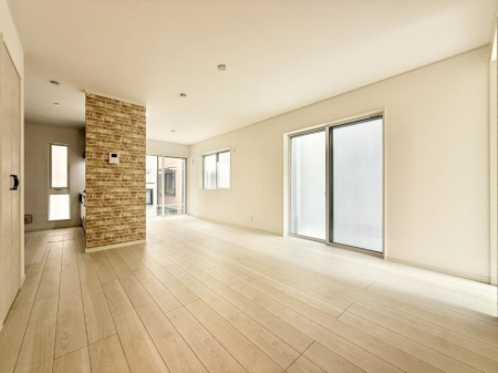 rO 났ƏΊ炪W܂AS܂郊rO