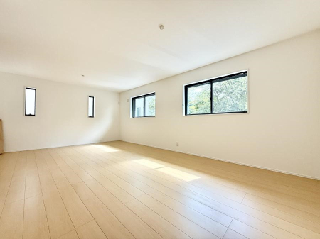 rO 났ƏΊ炪W܂AS܂郊rO