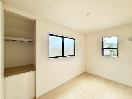 �Q�� ���������̔z�u��ʋC���̗ǂ��݌v�ŕ����̋�C�������炸�A��ɐV�N�ȋ�C������܂�