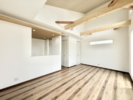 rO 났ƏΊ炪W܂AS܂郊rO