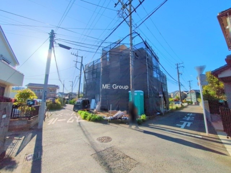 nOώʐ^ OρV炵n܂ꏊŁAƑJ[߂