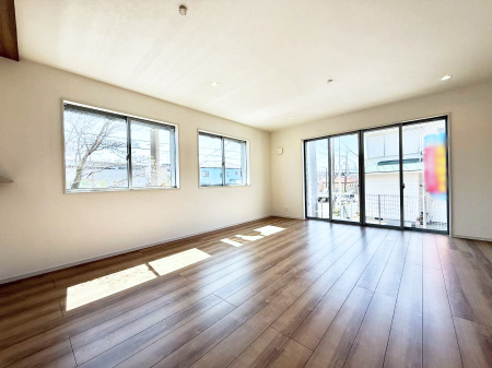 ���r���O ���������C�ɓ���̏ꏊ�ŁA�̂�т�Ƃ������Ԃ�