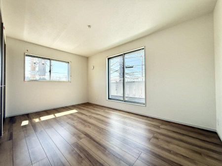 �q������ �������v���C�x�[�g��ԂƂ��ĐÂ��ŗ�������������񋟂��Ă���܂�