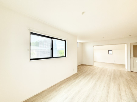 rO 났ƏΊ炪W܂AS܂郊rO