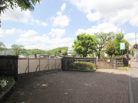 ���ӊ� ���w�Z 350m ���͌��s����K���w�Z