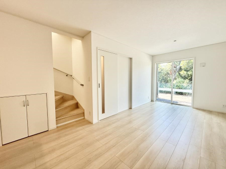 rO 났ƏΊ炪W܂AS܂郊rO