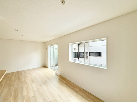 rO 났ƏΊ炪W܂AS܂郊rO