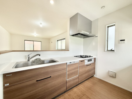 �L�b�`�� �������Ƒ��ƂȂ���A�R�~���j�P�[�V�����̏�