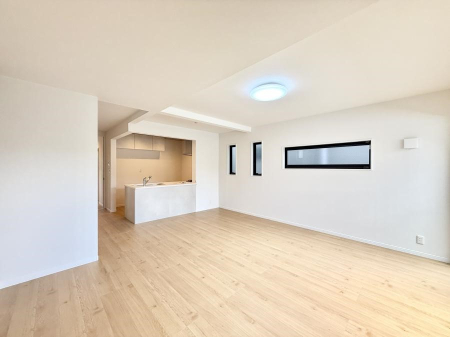 rO 났ƏΊ炪W܂AS܂郊rO