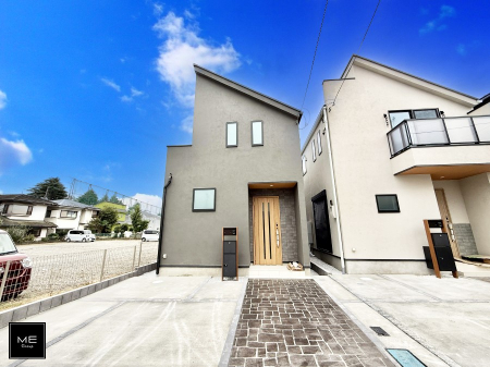 nOώʐ^ OρV炵n܂ꏊŁAƑJ[߂