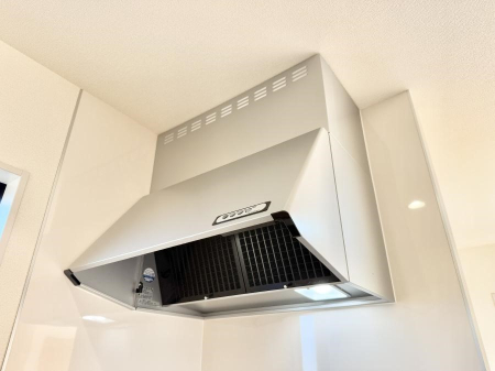 ���̑����� �ݔ����������̏��C����������C��ɗU������A�����I�ɔr�����ł��܂��B