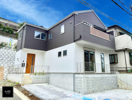 nOώʐ^ OρV炵n܂ꏊŁAƑJ[߂