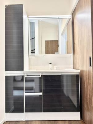 ʑEʏ 邢ʏ͖̎yłႢł