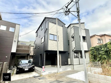 nOώʐ^ OρV炵n܂ꏊŁAƑJ[߂