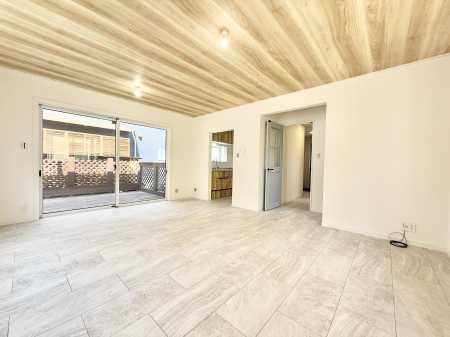 rO 났ƏΊ炪W܂AS܂郊rO