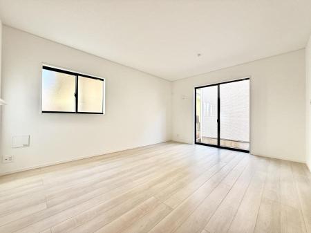 ���r���O ���������났�ƏΊ炪�W�܂�A�S���܂郊�r���O