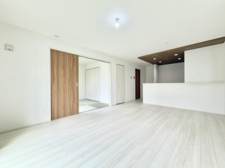 rO Cɓ̏ꏊŁÂтƂԂ