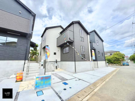 nOώʐ^ OρV炵n܂ꏊŁAƑJ[߂