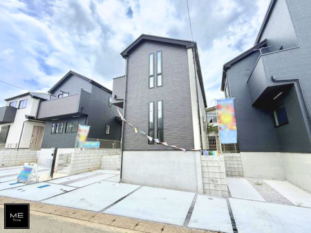 nOώʐ^ OρV炵n܂ꏊŁAƑJ[߂