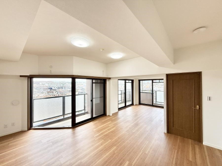 rO Cɓ̏ꏊŁÂтƂԂ