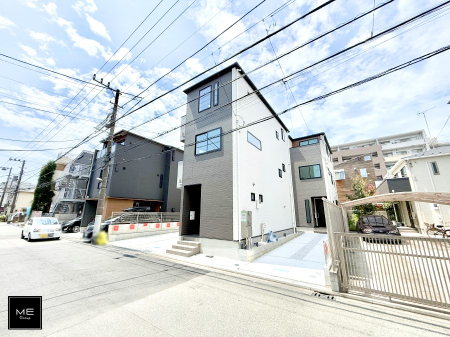 nOώʐ^ OρV炵n܂ꏊŁAƑJ[߂