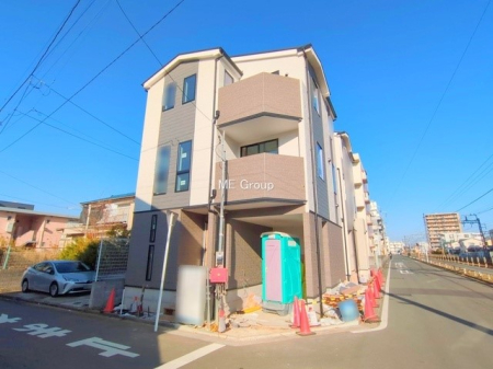 nOώʐ^ OρV炵n܂ꏊŁAƑJ[߂