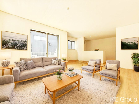 rO 났ƏΊ炪W܂AS܂郊rO