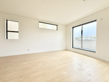 ���r���O ���������났�ƏΊ炪�W�܂�A�S���܂郊�r���O