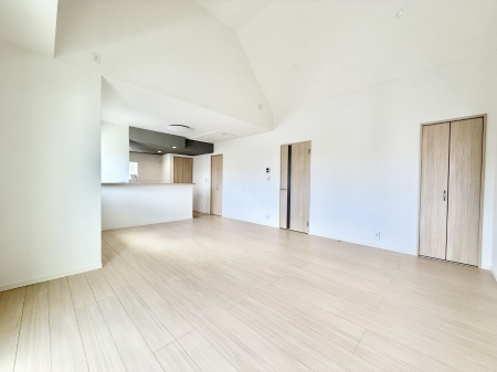 rO 났ƏΊ炪W܂AS܂郊rO