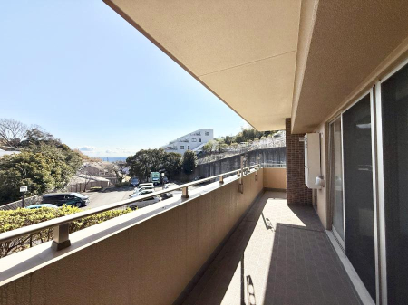 �o���R�j�[ ������ ���̃R�[�q�[���̐�����y���ށA�����̏ꏊ