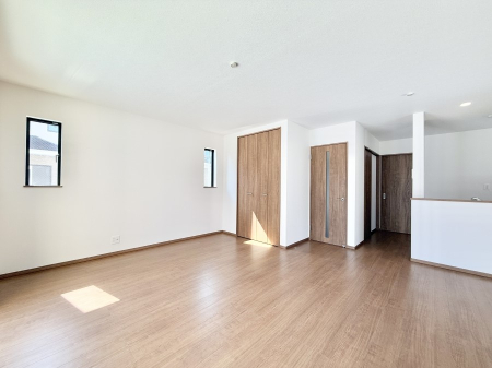 rO 났ƏΊ炪W܂AS܂郊rO