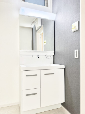 ʑEʏ 邢ʏ͖̎yłႢł