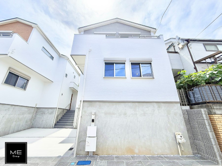 nOώʐ^ OρV炵n܂ꏊŁAƑJ[߂