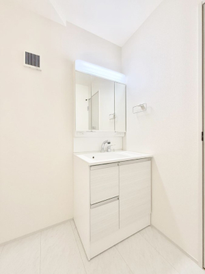 ���ʑ�E���ʏ� �������Ƒ��݂�Ȃ��g���₷���z�u�ł�