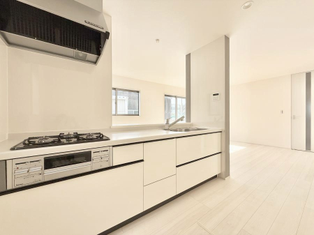 �L�b�`�� �����������������Ɗy�����Ȃ�A���K�ȃL�b�`�����