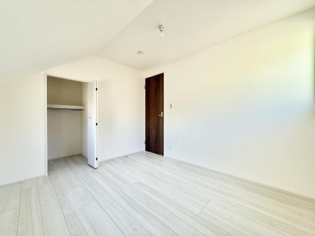 ���̑����� �������D��ŉ��₩�Ȏ��Ԃ��������