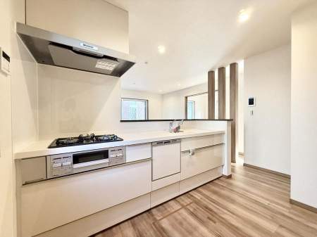 �L�b�`�� �����������������Ɗy�����Ȃ�A���K�ȃL�b�`�����