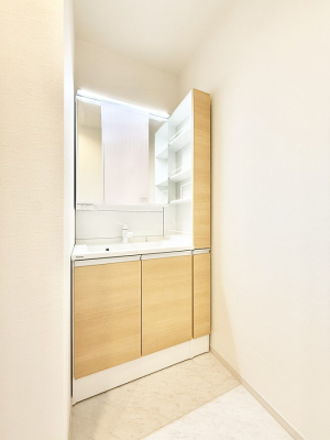 ʑEʏ Ƒ݂Ȃg₷zuł