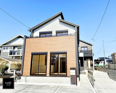 nOώʐ^ OρV炵n܂ꏊŁAƑJ[߂