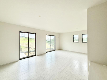 rO 났ƏΊ炪W܂AS܂郊rO