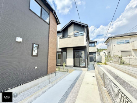 nOώʐ^ OρV炵n܂ꏊŁAƑJ[߂