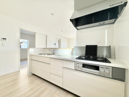 �L�b�`�� �������V���v���Ŕ������S�n�悢���Ԃ𐶂ރL�b�`�����