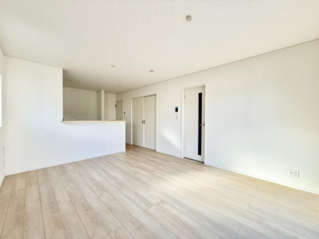 ���r���O ���������R�Ɖ�b�����܂��A�S�n�悢�ЂƂƂ�