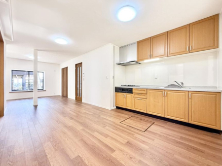 rO 났ƏΊ炪W܂AS܂郊rO