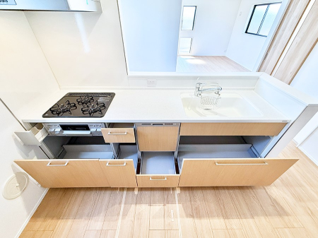 �L�b�`�� �������A�C�f�A�L����A�N���G�C�e�B�u�ȗ������