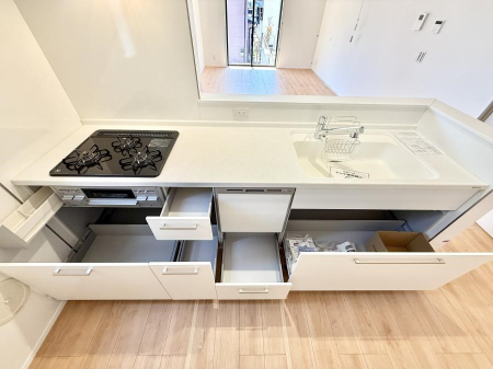 �L�b�`�� ���������y���݂ƐH�ׂ�K����͂���L�b�`��