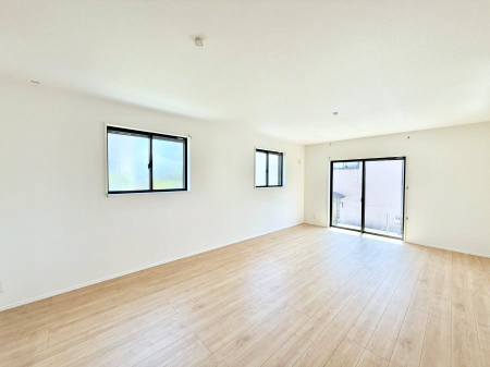 ���r���O ���������R�Ɖ�b�����܂��A�S�n�悢�ЂƂƂ�