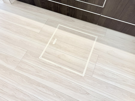 ̑ ݔBꂽ[Xy[XŉƑŜXbL