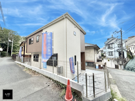 nOώʐ^ OρV炵n܂ꏊŁAƑJ[߂